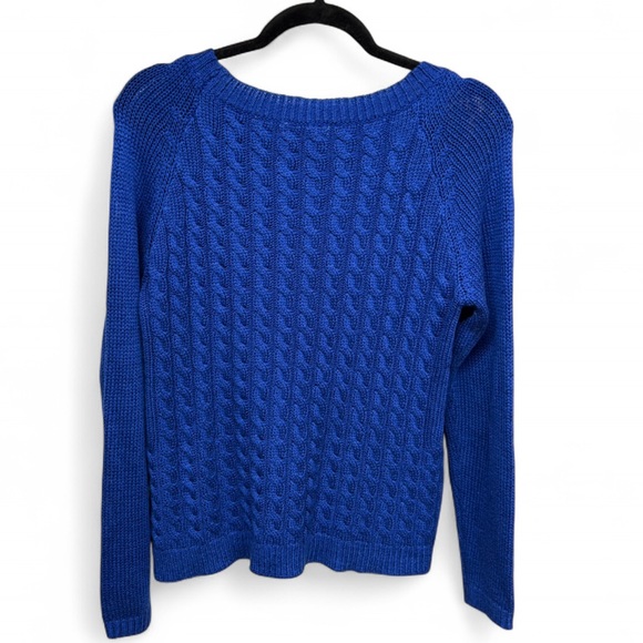 Elegant Blue Cable Knit Sweater - Picture 6 of 6